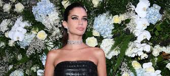 Tripadvisor has 60 reviews of sampaio hotels, attractions, and restaurants making it your best sampaio resource. Sara Sampaio Shone In Messika Diamond Jewellery