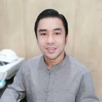 20+ "Chee Huang" profiles