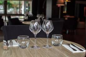 Le Quosy Saint Cloud Menu Prix Restaurant Avis Reservations Tripadvisor
