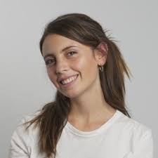 Hoy me desperté con la hermosa noticia de que oficialmente soy Licenciada  en Gestión de Medios y Entretenimiento.