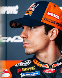 Happy!! Positive days here at Sepang 🫡 We're starting to understand the  bike better step by step. There are still things to work on… especially  stopping the bike in some areas but