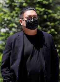 It covers many aspects of adult, pediatric and neonatal intensive care, anesthesia and emergency medicine Top Singapore Lawyers Among Victims Of City S Largest Alleged Investment Fraud South China Morning Post