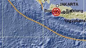 Gempa bumi biasa disebabkan oleh pergerakan kerak bumi (lempeng bumi). Rangkuman Data Gempa Sukabumi Yang Terasa Hingga Dki