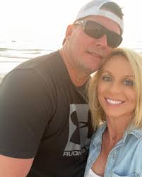 It's one of my favorite human's birthday today!! HAPPPPPPPY BIRTHDAY @ jason.motes.948 !! I ❤️ u! Thx for all u do for our family… #JandJ