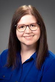 Lauren Eames's Instagram, Twitter & Facebook