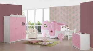 Mağazamızda bebek odası takımlarının yanı sıra bebek uyku setleri, bebek dekorasyon ürünlerini en iyi fiyat garantisiyle alabilirsiniz. Bebek Odasi Dekorasyonu Nasil Olmali Isinizi Kolaylastiracak Oneriler