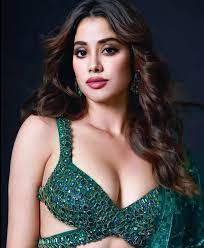 Janhvi Kapoor - Hot Girl