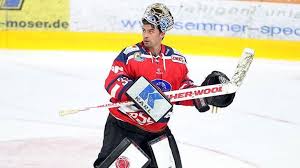 Dunaújvárosi acélbikák hírek elmarad a bikák erdélyi túrája debreceni öröm a jégcsarnokban bravúr lenne a siker! Egykori Nhl Kapust Igazolt A Dunaujvarosi Acelbikak M4 Sport