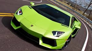 Lamborghini Aventador In Green On Hd Wallpapers From Http Www Hotszots Eu Lamborghini Wallpaperbackgroundslambor Lamborghini Aventador Voiture Lamborghini