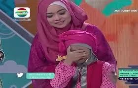 Indosiar adalah salah satu stasiun televisi swasta nasional di indonesia. Indosiar On Twitter Zahra Sampai Menangis Karena Kangen Banget Sama Teman Temannya Aksijunior Http T Co 2z6iyrwp1a