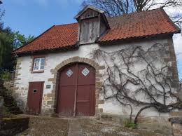 Parkplätze stehen direkt am kapellenweg leicht oberhalb des heimathauses zur verfügung. Heimathaus Siddinghausen