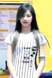 Something that makes tzuyu smile these days. Tzuyu Steals Hearts With Her Innocent Smile Daily K Pop News Latest K Pop News
