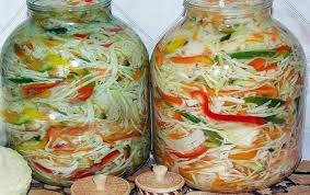 маринованная капуста с болгарским перцем на зиму в банках Zagotavlivaem Kapustku Na Zimu 7 Super Receptov Konserviruem Sami Kulinariya Eda Salat Iz Kapusty