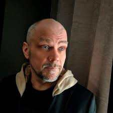 Idag blev jag och Eric Hedén uppbjudna med låten ”we will rock you” 😂 på  Quality hotel vid Arlanda av många drivna och hungriga som arbetar med Ung  Framtid 2.0 på Arbetsförmedlingen.