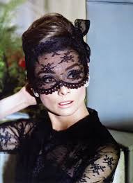 Pin By Swalstudio On Black Audrey Lace Mask Audrey Hepburn