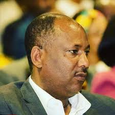 አቶ በላይነህ ክንዴ ለጀግናው መከላከያ ሠራዊት አባላት 50 ሠንጋዎችን አበረከቱ፡፡ #Ethiopia : የአቶ በላይነህ  ክንዴ ተወካይ የሆኑት አቶ አስማማው አለነ እንደተናገሩት ህይወቱን አስይዞ ህግን ለማስከበር እየታገለ ላለው ...