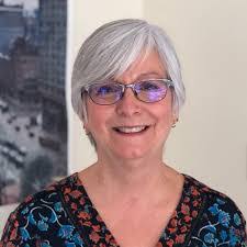 Lisa Delfino's Instagram, Twitter & Facebook