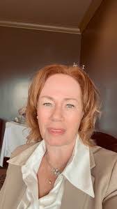 Joanne Kersey's Instagram, Twitter & Facebook