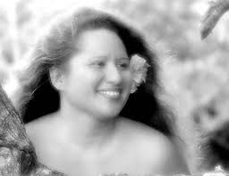 ハワイを代表する歌姫テレサ・ブライトによる極上のジャズ・スタンダード・アルバム『Blue  Skies』が、ボーナス・トラックを加えてCDリリースが決定!!