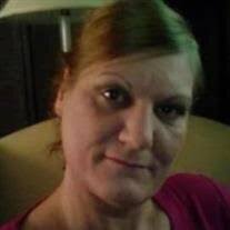 Nicole Huskey's Instagram, Twitter & Facebook