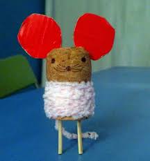 Diy Mause Aus Korken Basteln Maus Basteln Basteln Kinder Basteln Und Malen