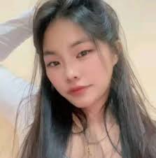 Sinalubong ng mag-asawang Aiza Seguerra at Liza Dino ang 33rd birthday ng  former child star kagabi.