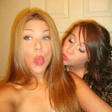 rachel nickerson (mmangoniess)