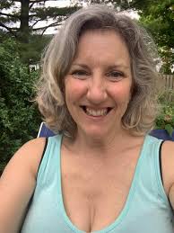 Transitioning from colored to natural hair