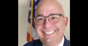 Lois Newby's Instagram, Twitter & Facebook