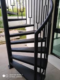 What spraypaint to use for aluminum handrail. Spj Steel Wrought Iron With Matt Black Spray Paint Facebook