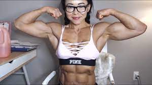 Female bodybuilder cam