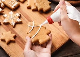 Glace Royale Recette Facile Biscuit De Noel Glacage Royal Recette Glace Royale