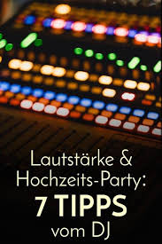 Das Thema Lautstarke The Never Ending Story 7 Tipps Keine Ahnung Ob Es Ein Typisch Deutsches Phanomen Ist Hochzeits Dj Hochzeitssongs Hochzeitslocation