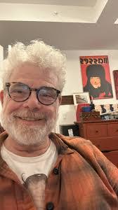 Oliver Conant's Instagram, Twitter & Facebook