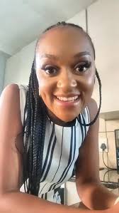 Looking for a surefire way to engage your audience? Talk about what life  has taught you! Sharing your personal experiences not only captivates, but  also creates a genuine connection with your listeners. #