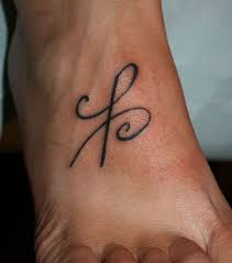 9 Die Verschlungenen Schleifen Es Ist Das Symbol Der Freundschaft Tattoo Symbole Tattoos Friedenszeichen