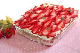 250 ml di latte oppure 250 ml. Ricetta Tiramisu Alle Fragole Il Dolce Dell Estate Torta Di Mele Ricette Sfiziose Per Preparare Biscotti Crostate Primi E Secondi Piatti Con Le Mele