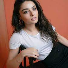 Ayça aysin turan is a 28 year old turkish actress. On Twitter Aycaaysinturan Ø¹Ø§ÙŠØ´Ø© Ø§ÙŠØ´ÙŠÙ† ØªÙˆØ±Ø§Ù† Ù…Ù† Ø±ÙˆØ¨ÙˆØ±ØªØ§Ø¬ Ø¬Ø¯ÙŠØ¯ Ù„ØµØ­ÙŠÙØ© Ø§Ù„Ø­Ø±ÙŠØ© Ù¢
