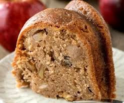 Tout Simplement Le Meilleur Gateau Aux Pommes Et Aux Noix De Grenoble Il Est Pratiquement Impossible A Manquer Apple Cake Recipes Desserts Dessert Recipes