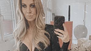 147,510 likes · 809 talking about this. Charlotte Wurdig Erntet Shitstorm Fur Ihr Heisses Spiegel Selfie
