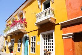 Bei ebay finden sie artikel aus der ganzen welt. Bunte Gebaude In Der Altstadt Von Santa Marta Kolumbien Lizenzfreie Fotos Bilder Und Stock Fotografie Image 27812842