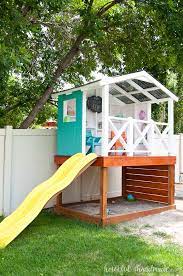 I guess you could say i am somewhat of a junk finder and this diy playhouse makeover fits right into that category. How To Build An Outdoor Playhouse For Kids Houseful Of Handmade