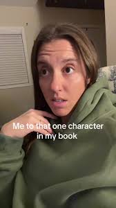 Jillian 📚📝 (@jillian.street)