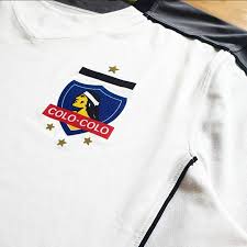 In portugal, a father, a mother and a daughter's daily lives are being subsumed by the. Jersey Colo Colo Original Training 2018 2019 Baju Bola Under Armour Chile Ori Shopee Indonesia