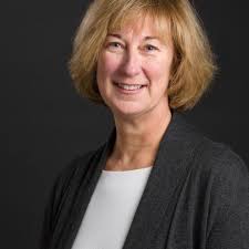 Leslie Curry's Instagram, Twitter & Facebook