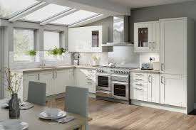 Offer ends 19th july 2021. Verona Cream Traditional And Warm Kitchen Units