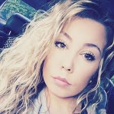 Tamara Potts's Instagram, Twitter & Facebook