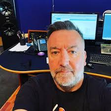 Felix Davis (@FelixLDD)