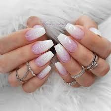 Estos modelos de uñas que presentamos a continuación tienen un atractivo muy particular, ya que están decoradas con todo tipo de pedrería. Unas Elegantes Siguenos Para Mas Unas Decoradas Paso A Paso Facebook