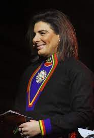 Erlend elias viser fram sitt ville hjem i «70 spørsmål». Nyhet Tv3 Erlend Elias Med I To Nye Tv Program